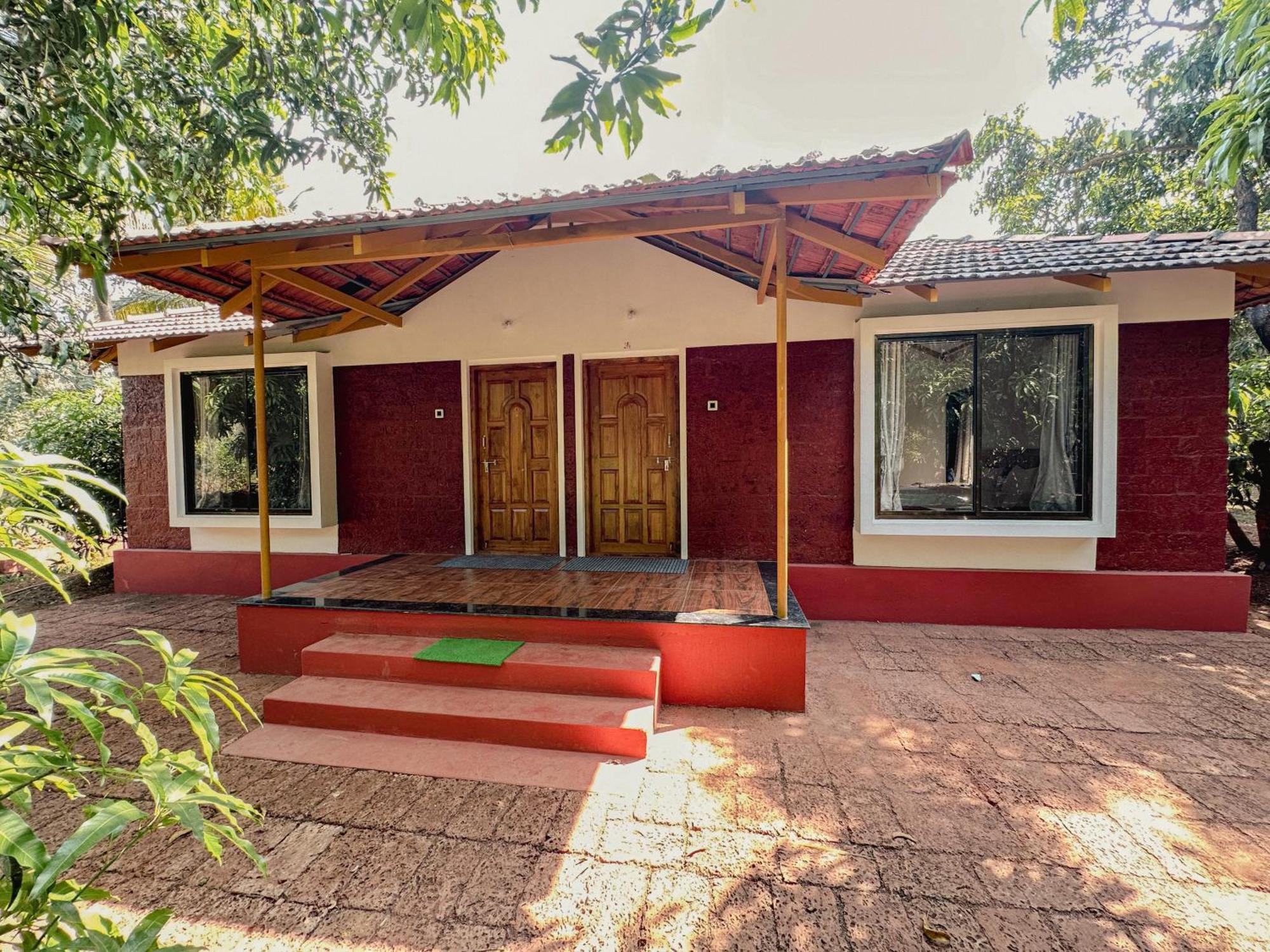 Prasad Villas And Homestay Math Exterior photo